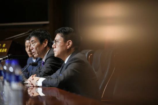 在今夏的一次采访中，默森就表示了对曼城能够夺得本赛季英超冠军的支持。